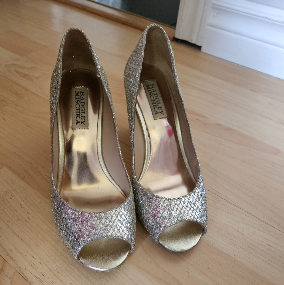 Badgley Mischka Gold Heels Elegant Shoes